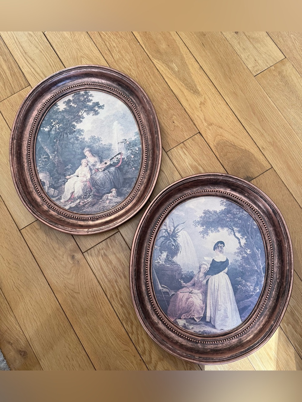 Vintage Dart Syroco copper colored photo frames - set of 2 oval Coppercraft